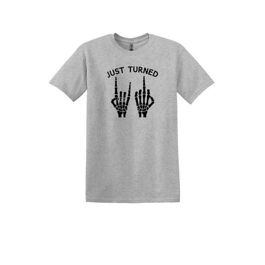 JUST TURNED 21 - Funny 21st Birthday Skeleton Hands T-shirt - Gildan Adult Unisex Heavy Cotton