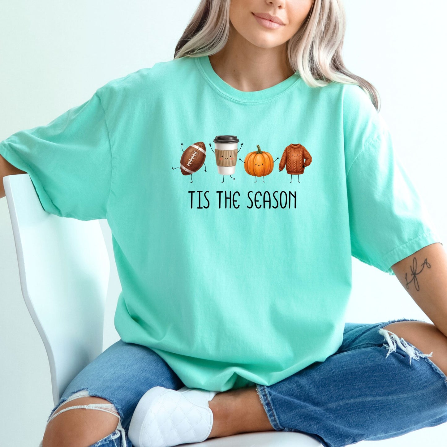 Tis' The Season | Football, Coffee, Pumpkins & Sweaters | Comfort Colors® Doodle Art T-Shirt