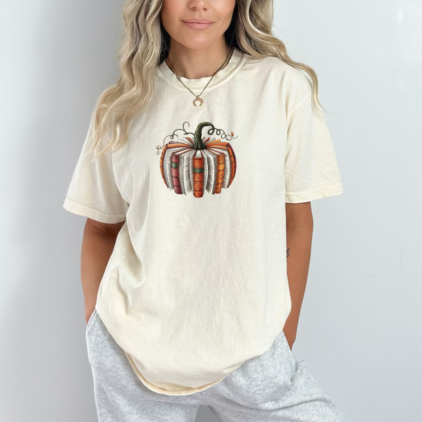 Book Lover Pumpkin - Comfort Colors ® Heavyweight Ring Spun Tee