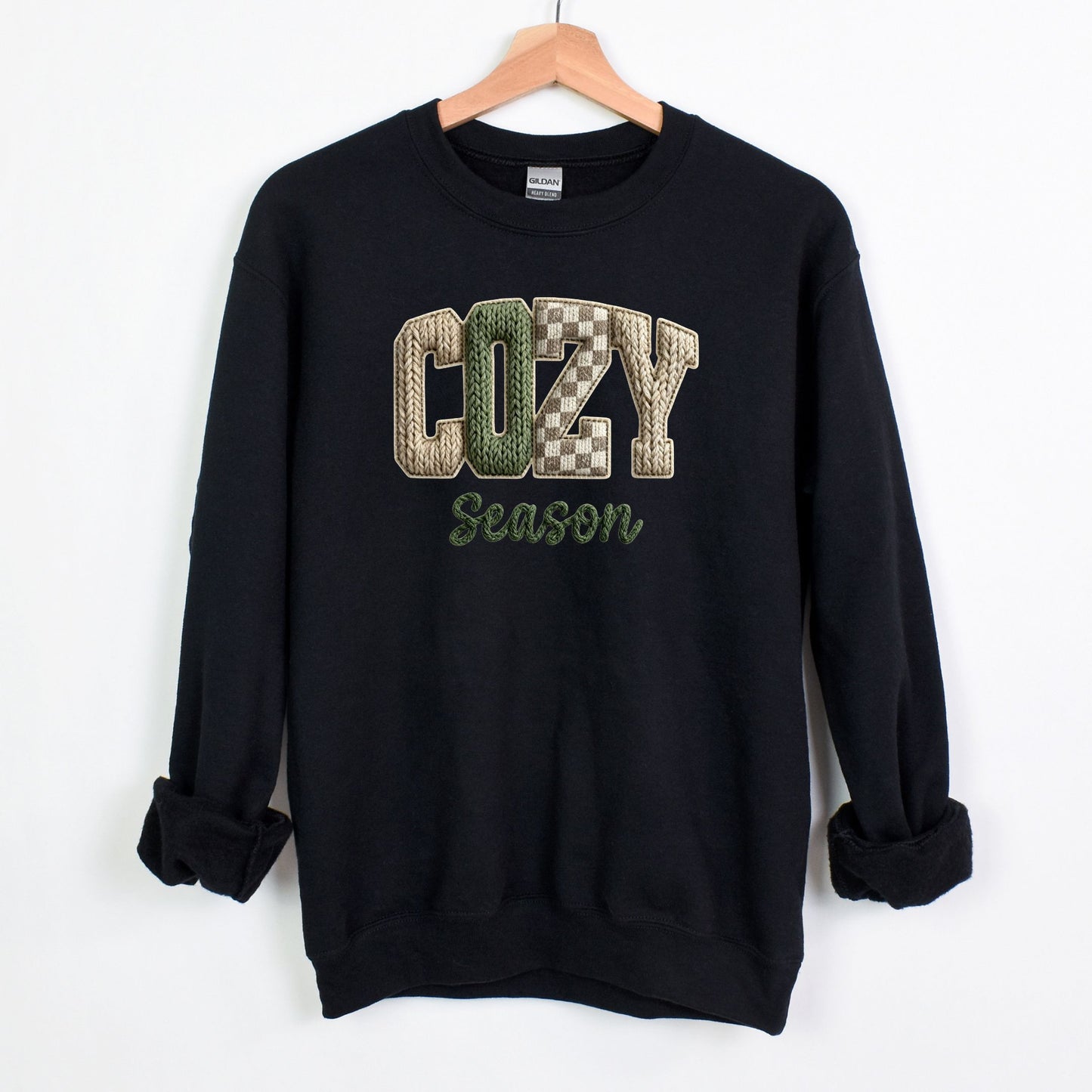 COZY SEASON CREWNECK SWEATSHIRT