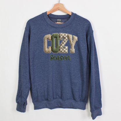 COZY SEASON CREWNECK SWEATSHIRT