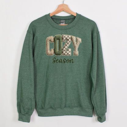 COZY SEASON CREWNECK SWEATSHIRT