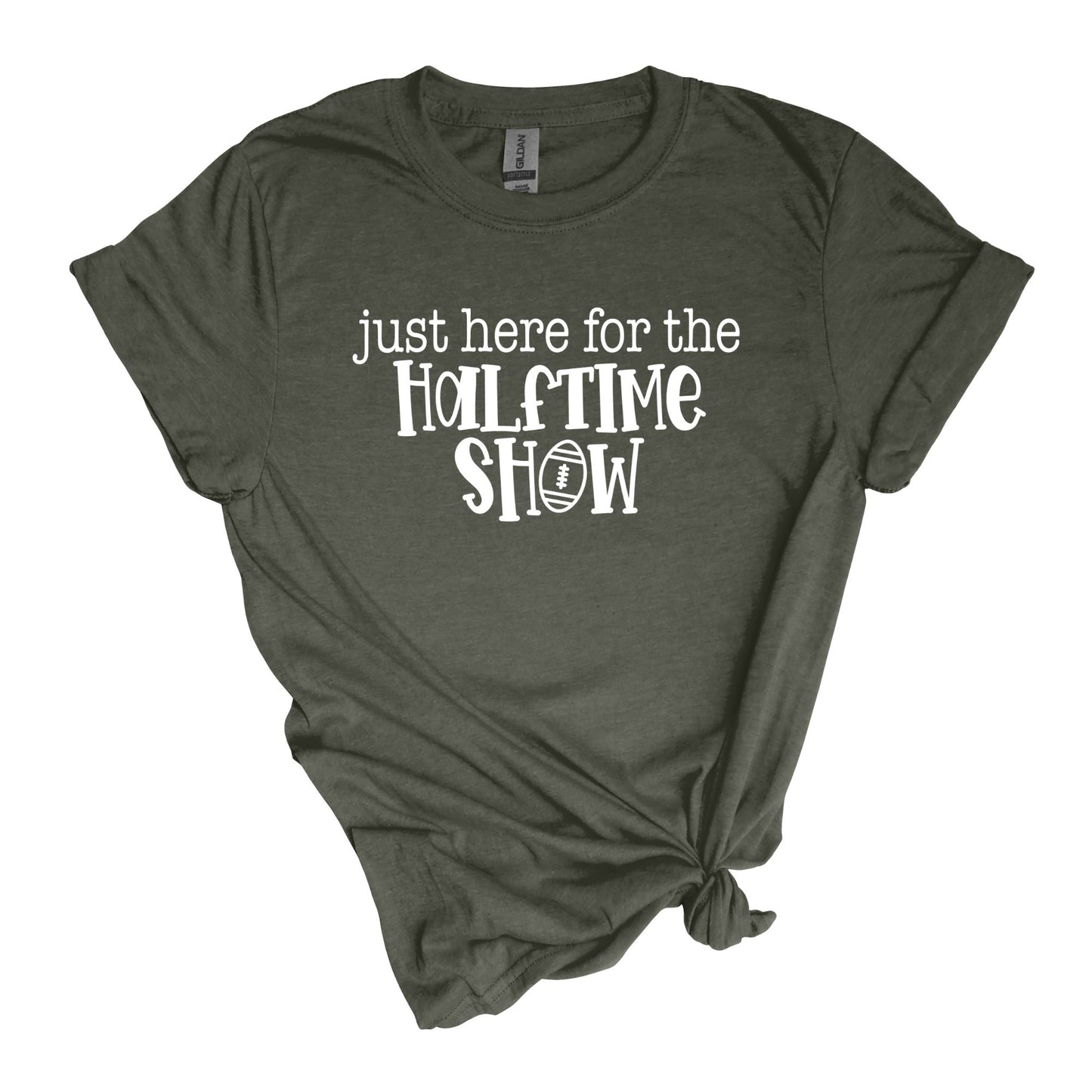 Justo aquí para el espectáculo de medio tiempo - Fun Football Halftime show Camiseta de estilo suave para adultos para aquellos que están allí para el espectáculo de medio tiempo. 
