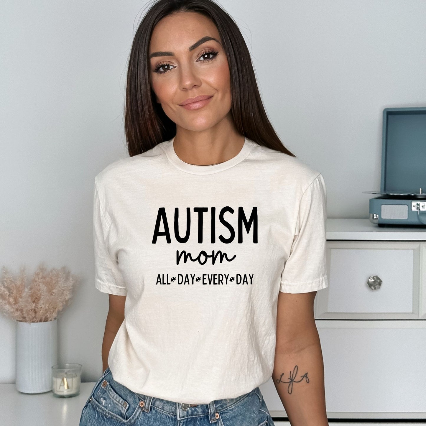 Autism Mom - ALL DAY EVERY DAY - Adult Unisex Soft Style T-shirt