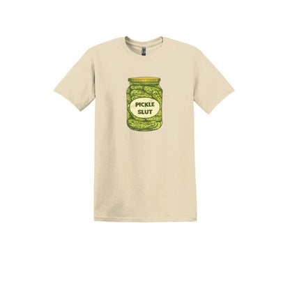 Camiseta Pickle Slut - Gildan Heavy Cotton