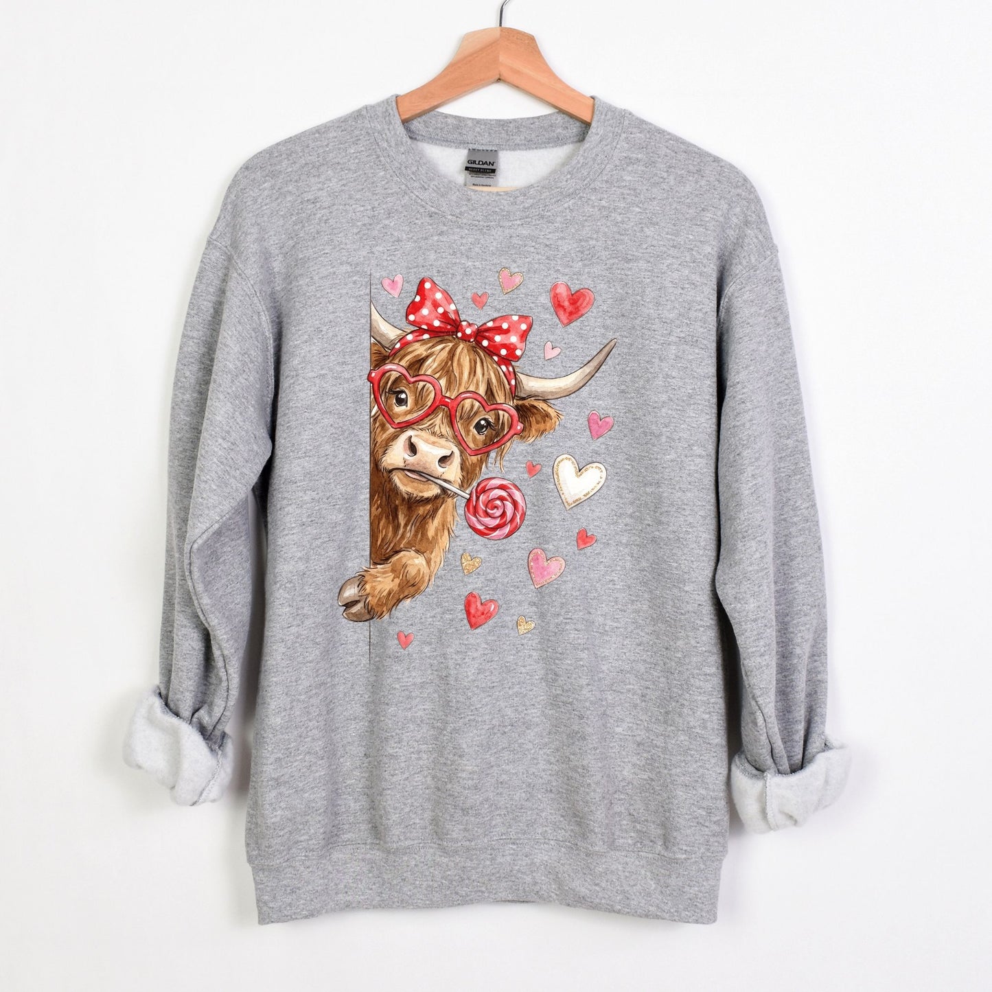 Adorable Peeking Valentine Highland Cow - Heavy Blend Crewneck